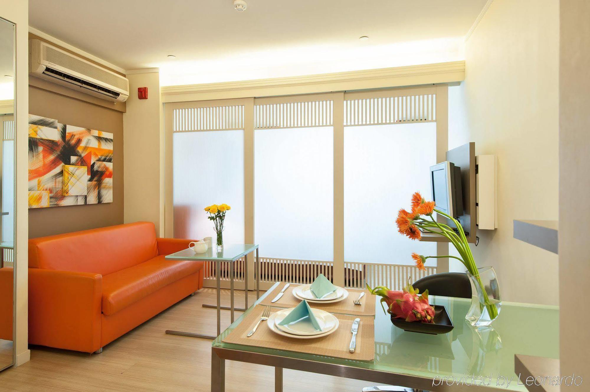Citadines Ashley Hongkong Aparthotel Exterior photo